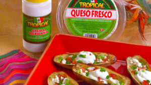 Presentation de la receta: Pieles de Papa con Queso Fresco Mexicano