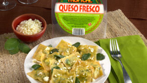 Presentation de la receta: Ravioli Relleno de Queso Fresco