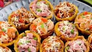 Presentation for recipe: Tostones Rellenos