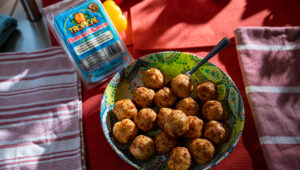 Presentation for recipe: Colombian Buñuelos