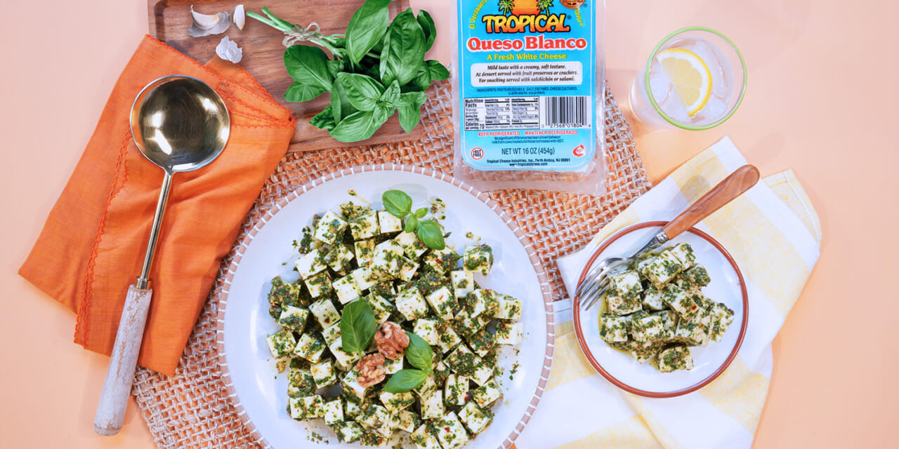 Presentation for recipe: Queso Blanco con Pesto