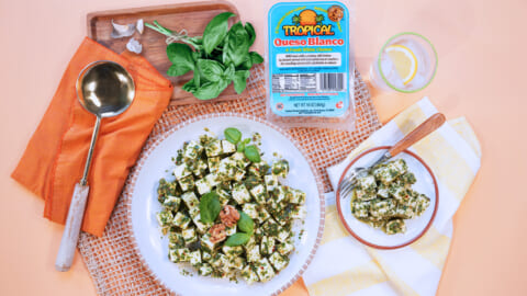 Thumbnail image for: Queso Blanco con Pesto